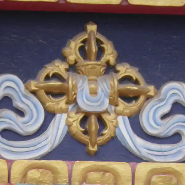 Exterior design, cross design, four-point symbol